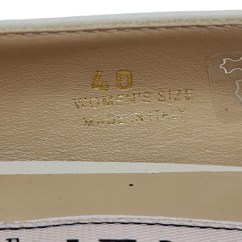 Roger Vivier Gommettine Ball Leather Ballet Flats in Beige IT 40 US 10 $750 - Picture 7 of 8